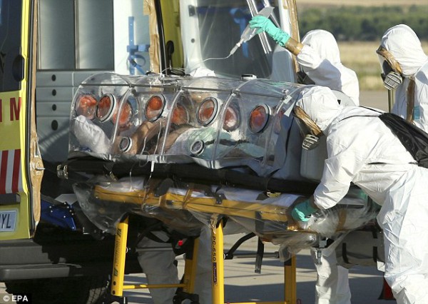  Вирус Ебола  уже в Европе и крадётся в Россию