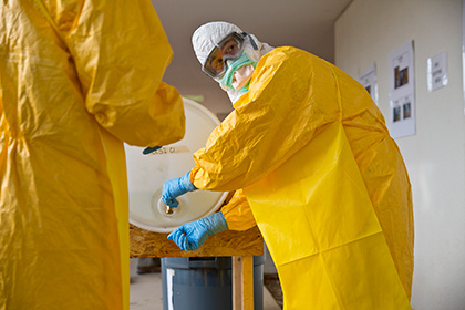  Второй  медработник  в США  получил  положительный результат на вирус Эбола
