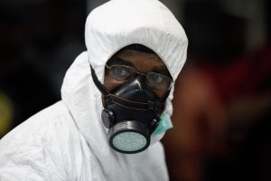 Страсти вокруг Эболы