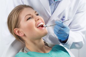Почему нельзя отказываться от визитов к стоматологу?